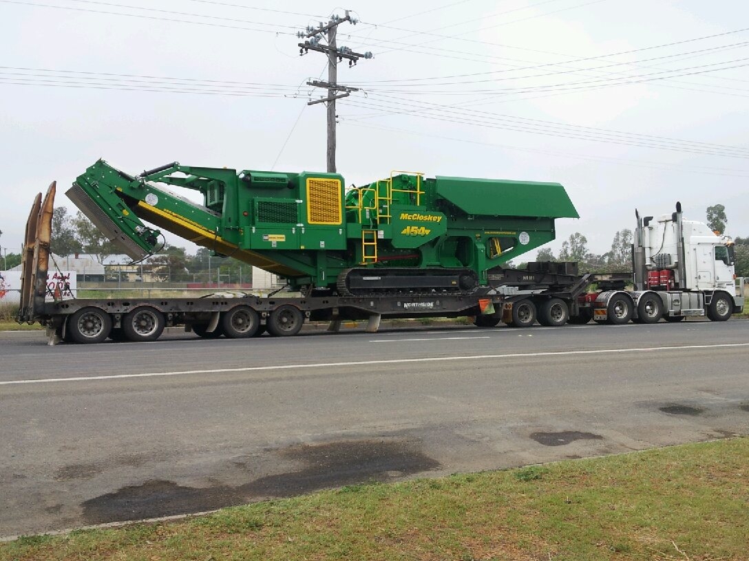 Heavy interstate haulage, machinery transport and all heavy road transport